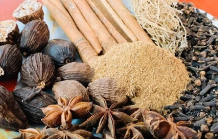 3 loại nước lau ban thờ Hút Lộc Hút Tài, tổ tiên ưng ý