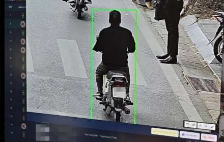 Tài xế bất ngờ khi thấy hình ảnh vi phạm ‘rõ như ban ngày’ trên ứng dụng iHanoi