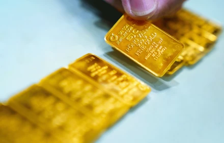 Thị trường tài chính biến động mạnh trước tin Chủ tịch Fed bị điều tra hình sự