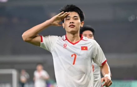 Phong cách đời thường của tiền đạo Đình Bắc