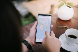 Thuyết tương đối của Einstein liên quan thế nào đến GPS?