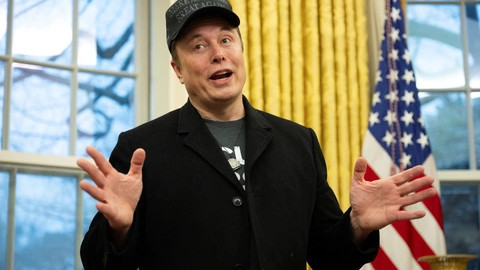 Elon Musk dùng 'vũ khí' hạng nặng phá hủy quốc phòng của Ukraine