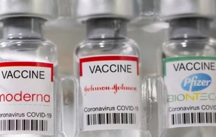 Mạng xã hội lan tin vaccine Pfizer và Moderna gây ung thư: Chuyên gia nói gì?