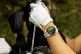Garmin Approach S50: smartwatch GPS giá mềm cho golfer mở bán ở Việt Nam