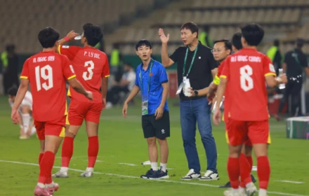 U23 Việt Nam đá quá hay, nhưng phải ngả mũ kính nể "phù thủy" Kim Sang-sik