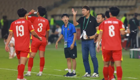 U23 Việt Nam đá quá hay, nhưng phải ngả mũ kính nể "phù thủy" Kim Sang-sik
