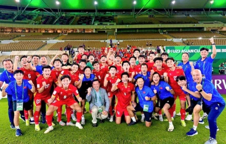 Thắng 15 trận liên tiếp cùng HLV Kim Sang Sik, U23 Việt Nam nhận “mưa” tiền thưởng