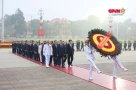 Sáng nay: Lãnh đạo Đảng, Nhà nước và đại biểu dự Đại hội XIV vào Lăng viếng Chủ tịch Hồ Chí Minh