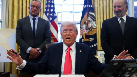 Tổng thống Trump công bố "thẻ vàng" cho người nhập cư, giá 5 triệu USD