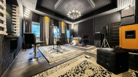 Vì sao hơn 1.000 nghệ sĩ ra mắt album trống rỗng không có tiếng động?