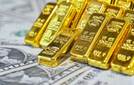 Vì sao giá vàng bất ngờ lao dốc?