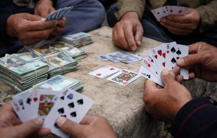 Chỉ đứng xem đánh bạc có phạm luật? Cẩn trọng kẻo “vạ lây”