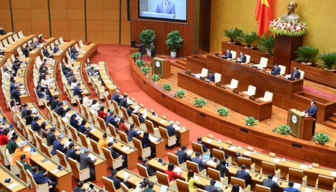 Quyết nghị của Quốc hội về phụ cấp, tiền lương, trợ cấp; cơ cấu lại đội ngũ cán bộ, công chức, viên chức