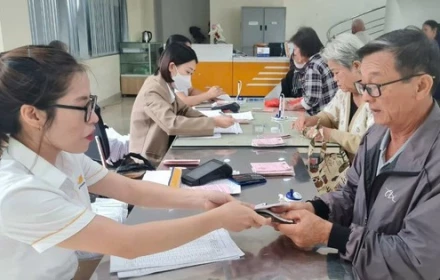 Nghỉ hưu năm 2026, đóng BHXH 10 năm, người lao động có được hưởng lương hưu không?