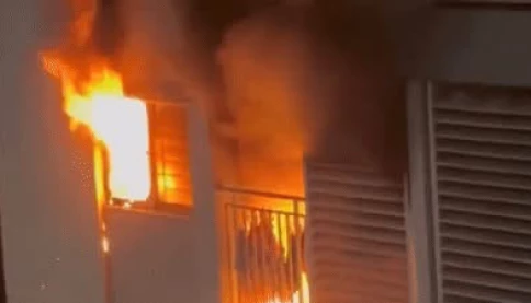 Thương quá! Cháy căn hộ chung cư ở TP HCM, ba mẹ con bỏng nặng