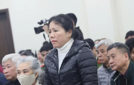 Nhận 10 tỷ đồng từ doanh nghiệp, cựu giám đốc khai ‘giữ hộ bệnh viện’