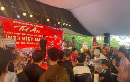 Hơn 2.000 người tới nhà Đình Bắc ăn cỗ, thực đơn 180 mâm có những gì?