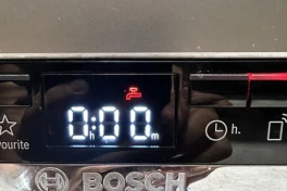 Máy rửa bát Bosch báo lỗi hình vòi nước là bị làm sao? Khắc phục thế nào?