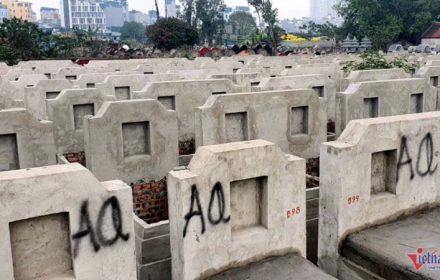 UBND phường lên tiếng về hàng trăm ngôi mộ không có hài cốt ở Hà Nội