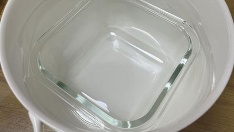 Cách lấy đĩa bị kẹt trong bát hay đồ bếp bị kẹt vào nhau
