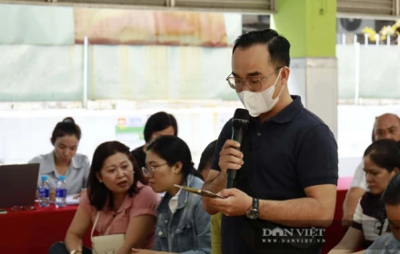 Phụ huynh chỉ ra "khoảng tối" trong quy trình lựa chọn Sago Food làm suất ăn học đường