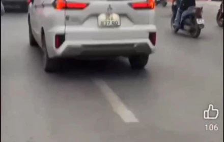 Làm rõ lý do bảng LED sau xe ô tô chạy dòng chữ tục tĩu, xúc phạm lực lượng công an