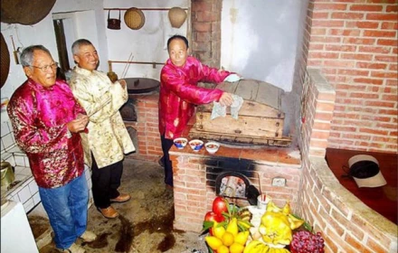 Tục cúng Táo quân ở Trung Quốc có gì khác so với Việt Nam?