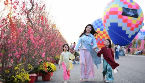 Về nước dự “Xuân quê hương”, Việt kiều ấn tượng trước diện mạo mới của “kỳ quan” Cần Giờ