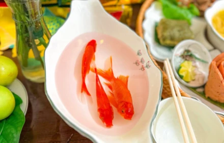 Cúng ông Công ông Táo xong, cá thả bể cá thay vì thả sông có được không?