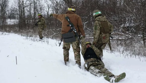 Bị Nga tấn công, các chiến binh Azov khét tiếng của Ukraine đã tự  sát