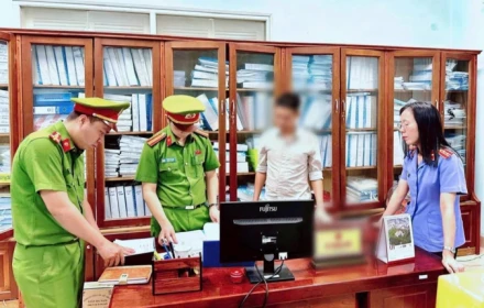 Ba giám đốc và một công chức thuế bị khởi tố vì mua bán trái phép hóa đơn là ai?