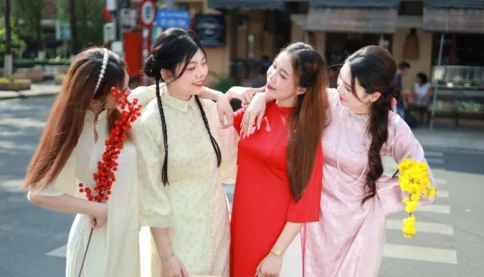 Ngày giờ đẹp xuất hành năm 2026 theo dân gian: Hướng Đông và Đông Nam tốt