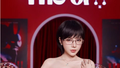 'Chị Bờ Vai' là ai mà khiến dân mạng rần rần?