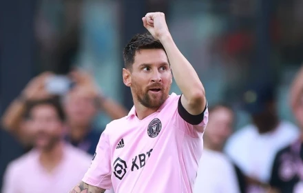 Điều khiến Messi day dứt