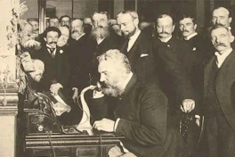 Tham vọng điện thoại quang của Alexander Graham Bell