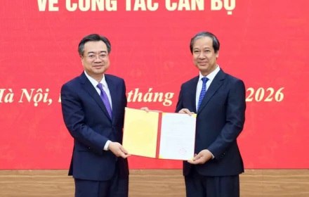 Bộ Chính trị điều động nhân sự đáng quan tâm