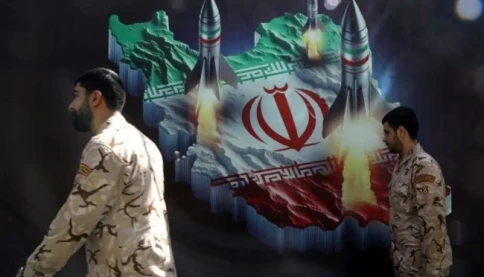 Chiến dịch quy mô lớn của Mỹ: Gần 900 cuộc không kích nhắm vào Iran chỉ trong nửa ngày