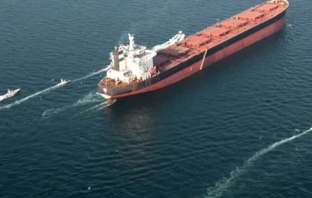 Giá dầu có thể lên 100 USD do xung đột ở Iran