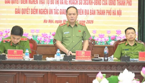 Giám đốc Công an Hà Nội ra 'tối hậu thư' với nạn lấn chiếm vỉa hè