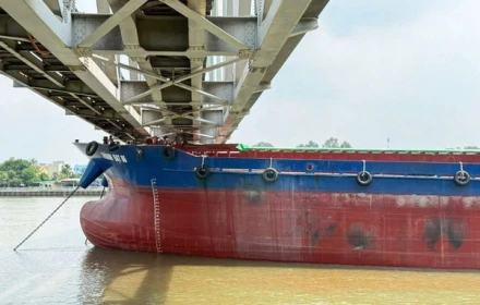 Khởi tố vụ tàu Thành Đạt 86 tông cầu Ghềnh gây thiệt hại nghiêm trọng
