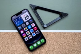 Đánh giá Apple iPhone 16e