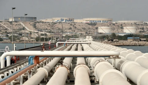 Điều gì xảy ra nếu Mỹ tấn công "huyết mạch dầu mỏ” của Iran?