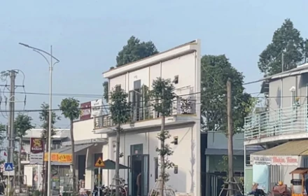 Ngôi nhà siêu mỏng tại Sóc Trăng đang gây xôn xao