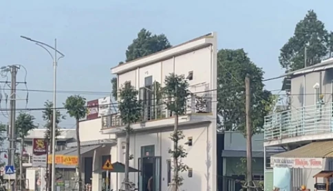 Ngôi nhà siêu mỏng tại Sóc Trăng đang gây xôn xao