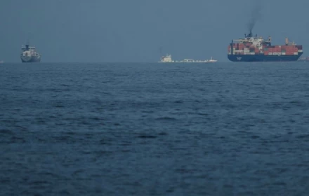 Trung Quốc và Anh phản hồi sau khi Tổng thống Mỹ Trump kêu gọi các nước hộ tống tàu qua eo biển Hormuz