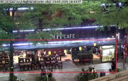 Công an TP. Hà Nội công bố hình ảnh quán hàng, ô tô xe máy bị phạt nguội vì lấn chiếm vỉa hè ngày 12-13/3/2026