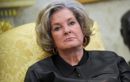 Chánh văn phòng Nhà Trắng bị ung thư vú!