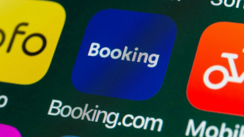 Cảnh báo lừa đảo đặt phòng qua Booking.com: Tin tặc dùng chiêu 'ClickFix' tinh vi, đánh cắp thông tin đăng nhập và tài khoản ngân hàng