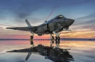 Thiệt hại máy bay Mỹ tăng, F-35 hạ cánh khẩn sau khi trúng đạn Iran