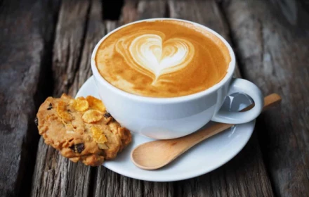 Uống bao nhiêu ly cà phê mỗi ngày thì có nguy cơ bị ngừng tim?